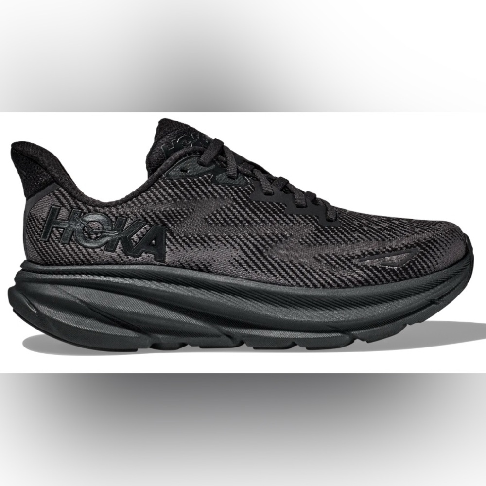 NWOB HOKA MEN'S CLIFTON 9 Size 11.5